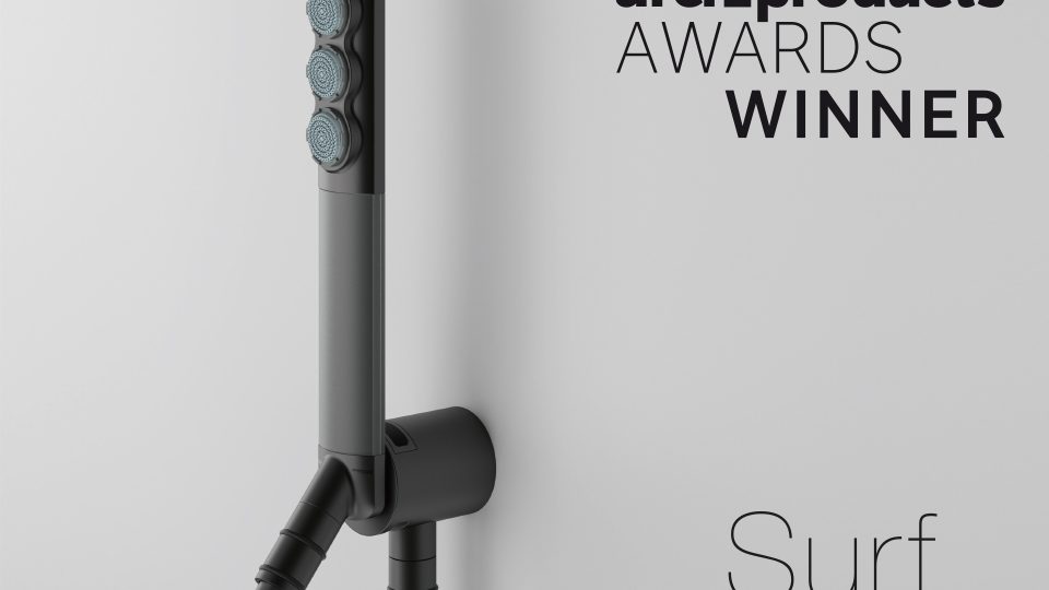 SURF SHOWERS – La versatile doccetta si aggiudica il premio ARCHIPRODUCTS DESIGN AWARDS 2024